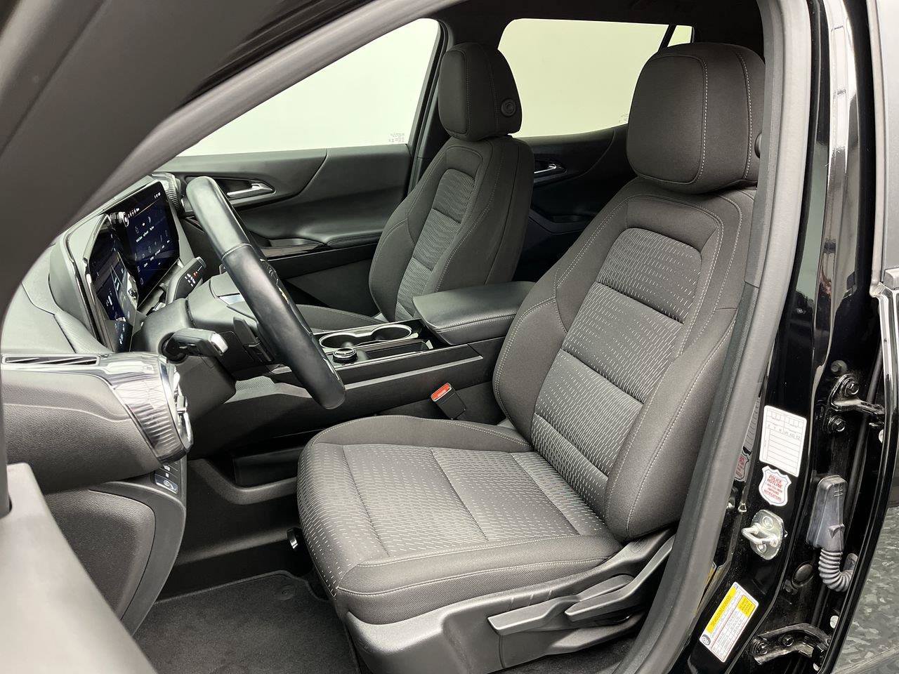 Certified 2026 Chevrolet Equinox LT AWD/4WD image 9