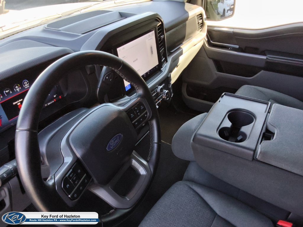 Used 2025 Ford F150 XLT w/ Equipment Group 301A Standard AWD/4WD image 27