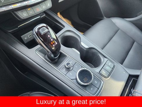 Used 2023 Cadillac XT4 Sport w/ Cold Weather Package FWD image 28