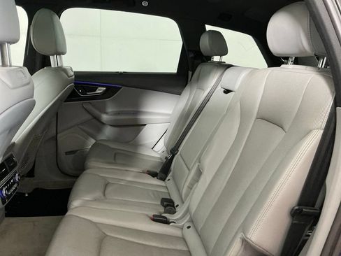 Used 2018 Audi Q7 3.0T Prestige w/ Prestige Package AWD/4WD image 27