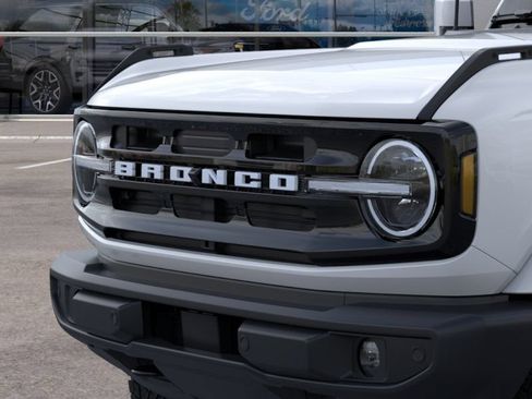 New 2026 Ford Bronco Outer Banks AWD/4WD image 19