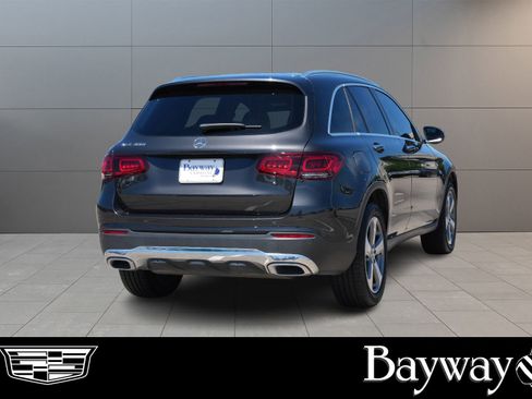 Used 2022 Mercedes-Benz GLC 300 image 5