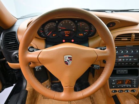 Used 2003 Porsche 911 Targa RWD image 7