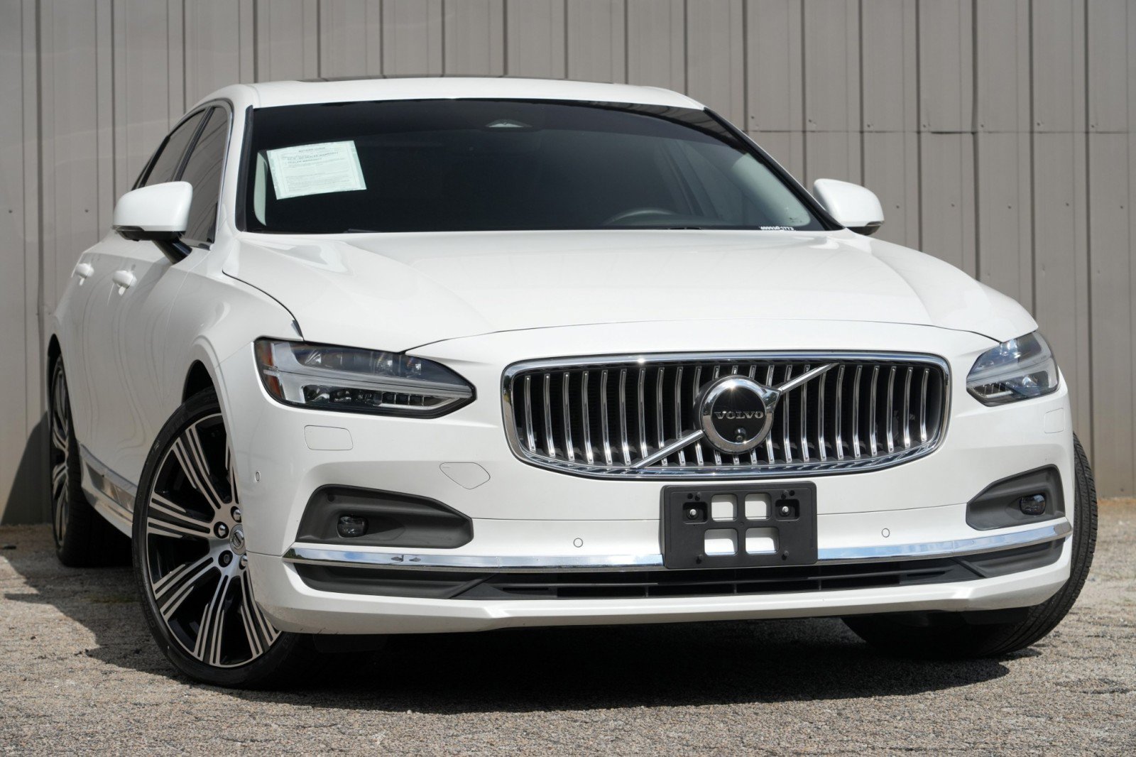 Used 2024 Volvo S90 B6 Plus w/ Protection Package Premier AWD/4WD image 4