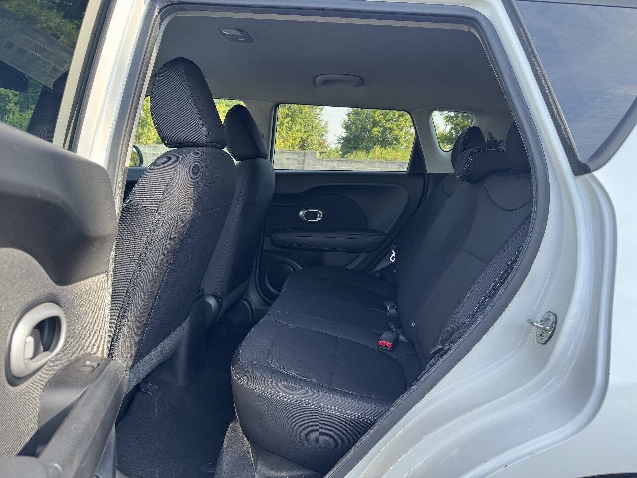 Used 2015 Kia Soul FWD image 22