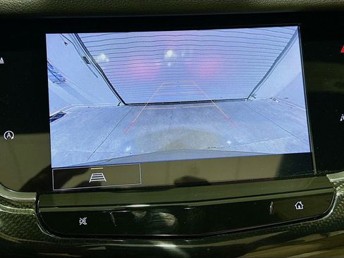 Used 2023 Cadillac XT6 Sport image 14