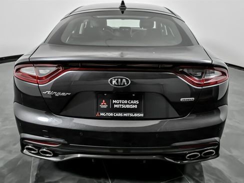 Used 2019 Kia Stinger image 10