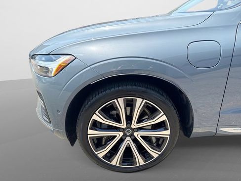 Certified 2023 Volvo XC60 T8 Ultimate w/ Climate Package AWD/4WD image 22