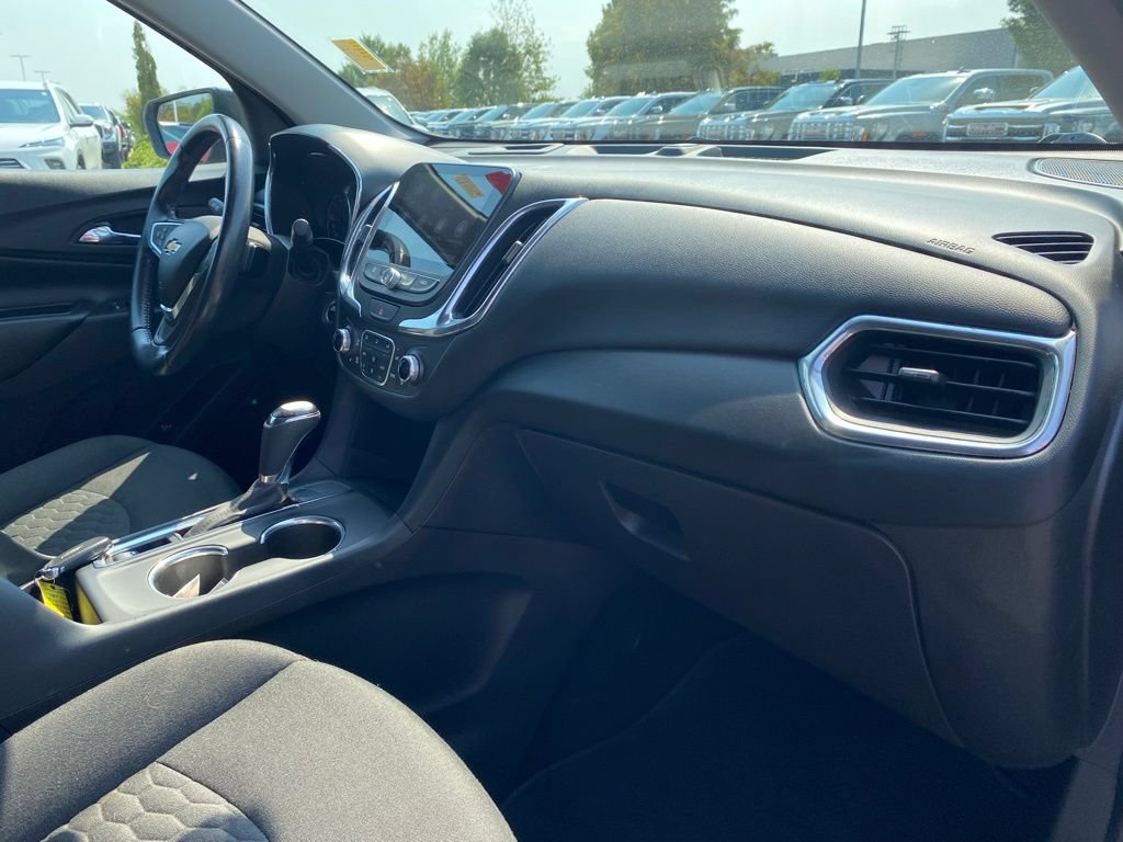 Used 2020 Chevrolet Equinox LT FWD image 32
