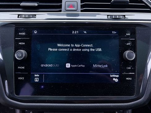 Used 2019 Volkswagen Tiguan SEL FWD image 22