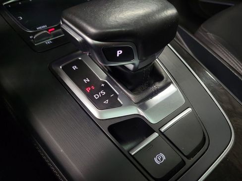 Used 2019 Audi Q5 2.0T Premium Plus w/ Premium Plus Package image 17