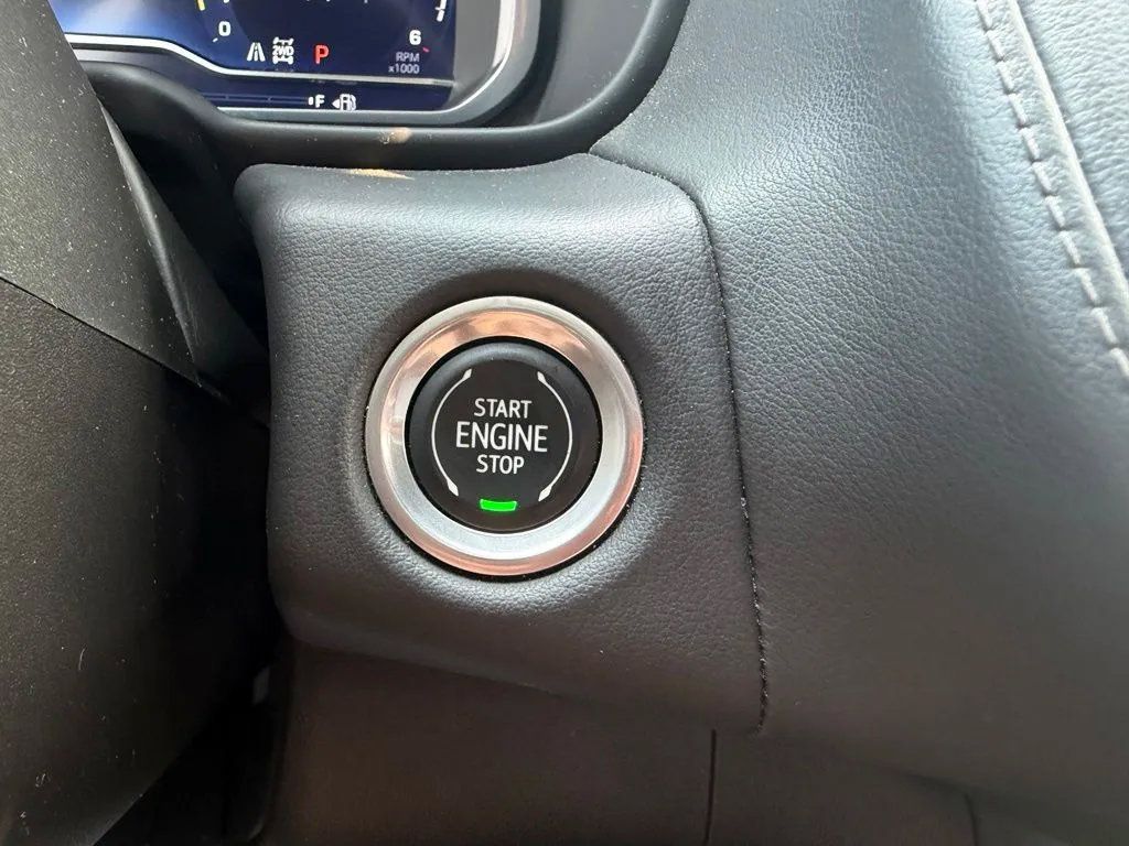 Used 2023 Chevrolet Tahoe LT AWD/4WD image 20
