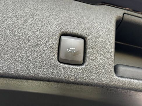 Certified 2023 Ford Escape ST-Line w/ Tech Pack #1 image 38