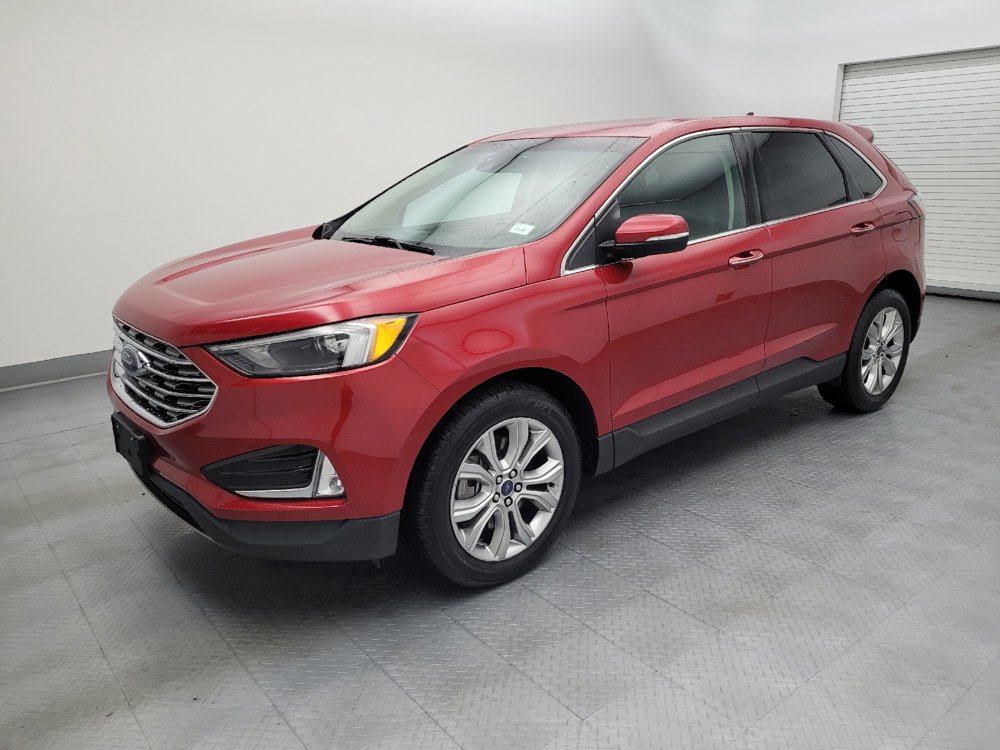 Used 2022 Ford Edge Titanium AWD/4WD image 2