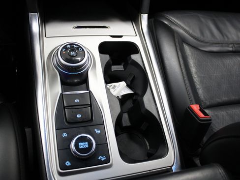 Used 2021 Ford Explorer Platinum w/ Equipment Group 601A image 35