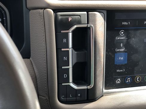 Used 2021 GMC Yukon Denali w/ Denali Premium Package image 19