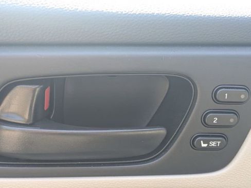 Used 2025 Honda Odyssey EX-L image 13