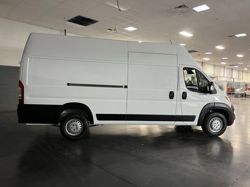 Used 2025 RAM ProMaster 3500 image 3