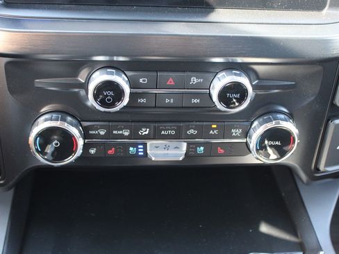 New 2025 Ford F350 Lariat w/ Lariat Ultimate Package image 29