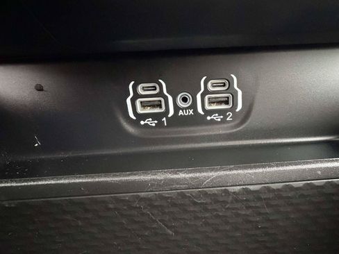 Used 2023 RAM 1500 Big Horn AWD/4WD image 25