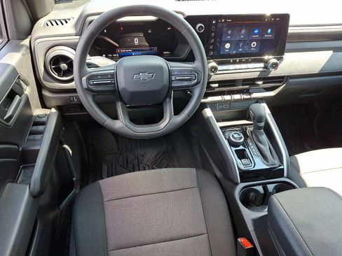 Used 2024 Chevrolet Colorado Trail Boss w/ Advanced Trailering Package AWD/4WD image 11
