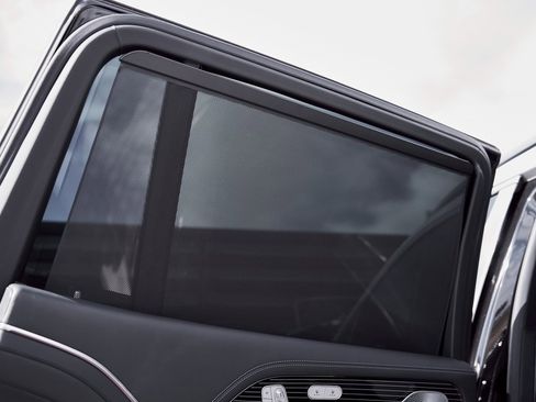 Used 2021 Mercedes-Benz Maybach GLS 600 4MATIC image 41