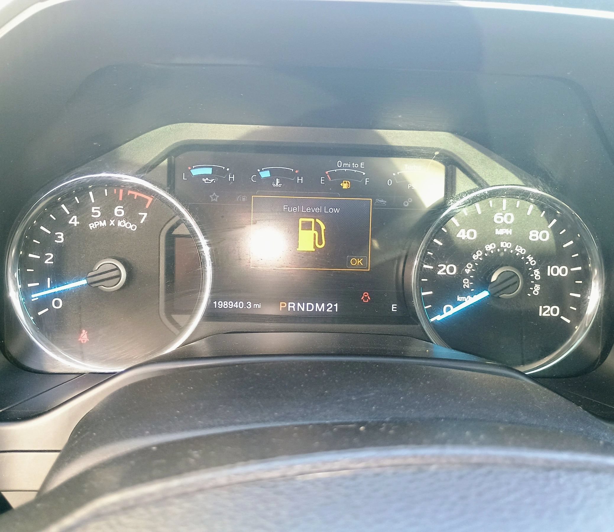 Used 2015 Ford F150 Lariat w/ Equipment Group 502A Luxury AWD/4WD image 24