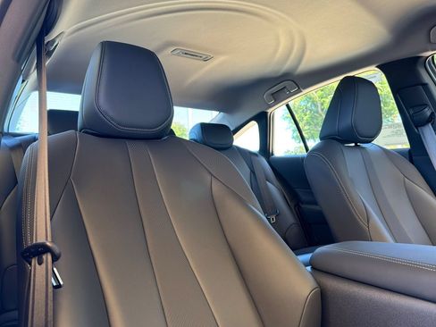 New 2026 Toyota Mirai RWD image 18