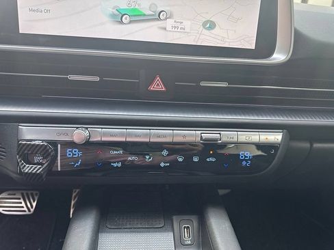 Used 2023 Hyundai Ioniq 6 Limited AWD/4WD image 21