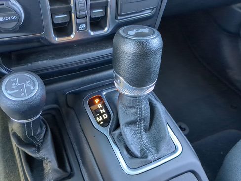 Used 2024 Jeep Wrangler Sport S w/ LED Headlamp & Fog Lamp Group image 24