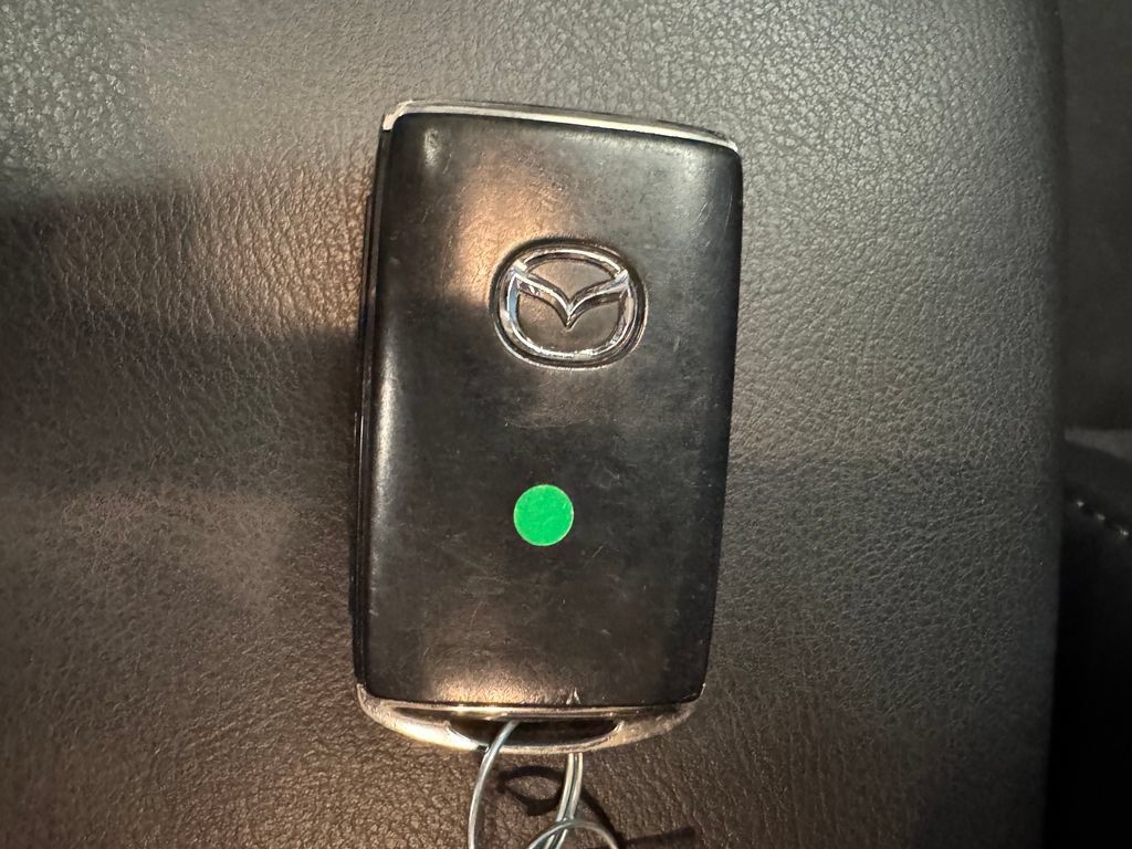 Used 2020 MAZDA CX-5 Touring AWD/4WD image 17