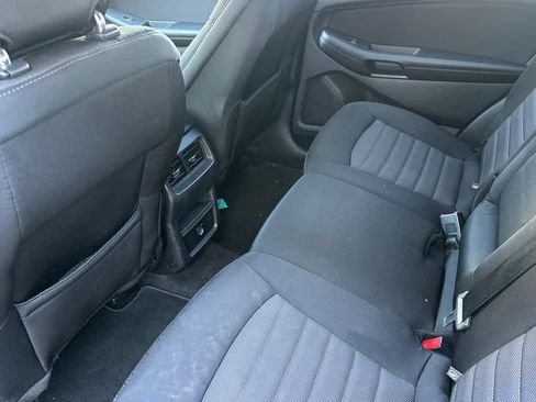 Used 2016 Ford Edge SE AWD/4WD image 4