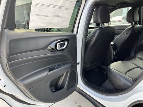 New 2026 Jeep Compass Limited image 17