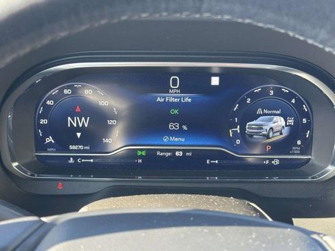 Used 2022 Chevrolet Suburban LT w/ Luxury Package image 29