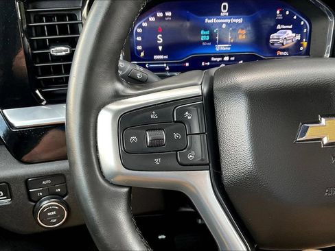 Used 2024 Chevrolet Silverado 1500 LT AWD/4WD image 16