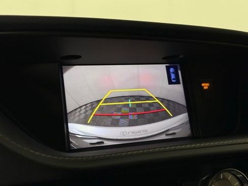 Used 2018 Lexus ES 350 350 w/ Luxury Package w/Wood Trim image 20