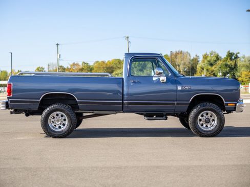 Used 1989 Dodge D/W Truck 350 image 18