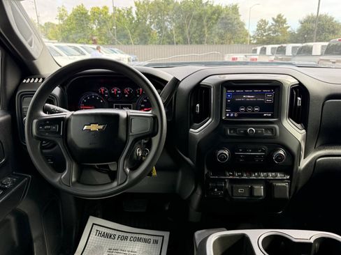 Used 2020 Chevrolet Silverado 2500 W/T w/ Gooseneck/5TH Wheel Package RWD image 21