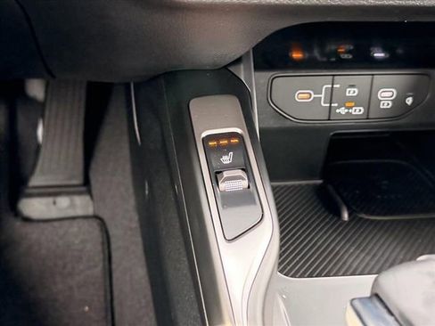 New 2026 Kia Sorento S w/ S Panoramic Sunroof Package FWD image 24