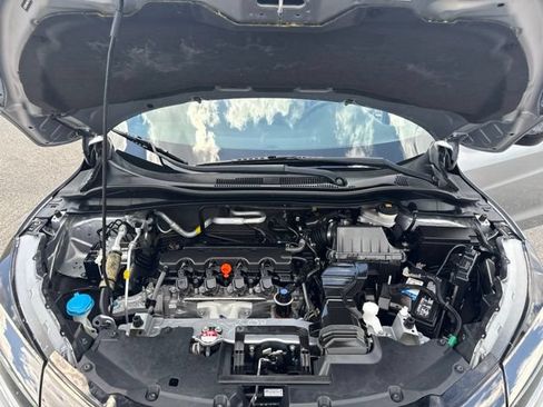 Used 2019 Honda HR-V Sport image 9