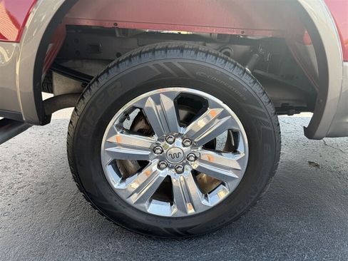 Used 2018 Ford F150 King Ranch w/ Equipment Group 601A Luxury AWD/4WD image 28