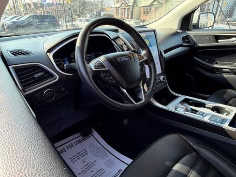 Used 2021 Ford Edge SEL image 9