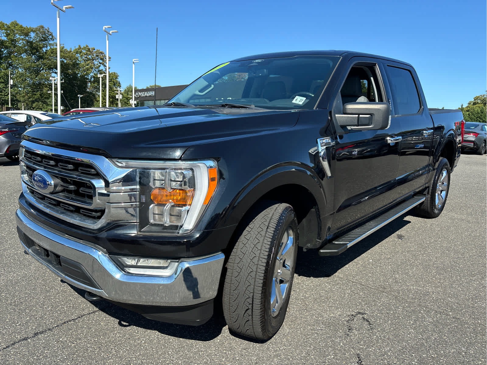 Used 2022 Ford F150 XLT w/ Equipment Group 302A High AWD/4WD image 5