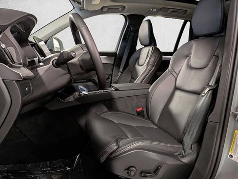 New 2026 Volvo XC90 B6 Ultra w/ Protection Package AWD/4WD image 4