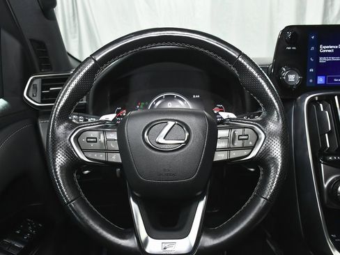 Used 2024 Lexus LX 600 F Sport image 41