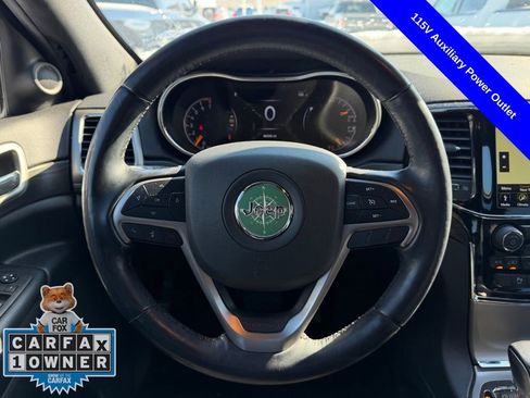 Used 2022 Jeep Grand Cherokee Laredo X image 14