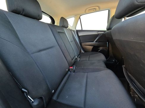 Used 2012 MAZDA MAZDA3 i Touring image 17