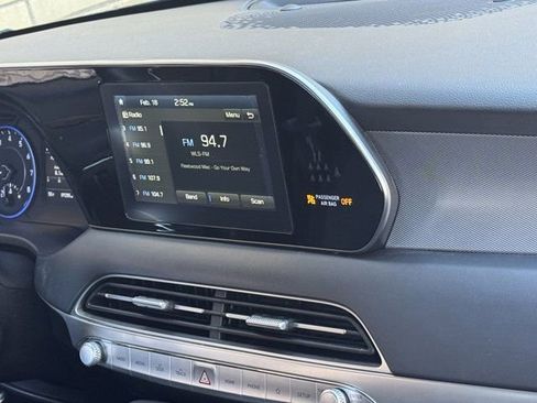 Used 2020 Hyundai Palisade SE image 12