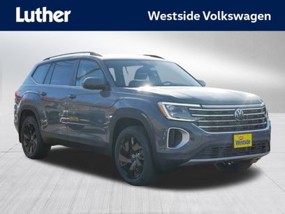 New 2026 Volkswagen Atlas SE