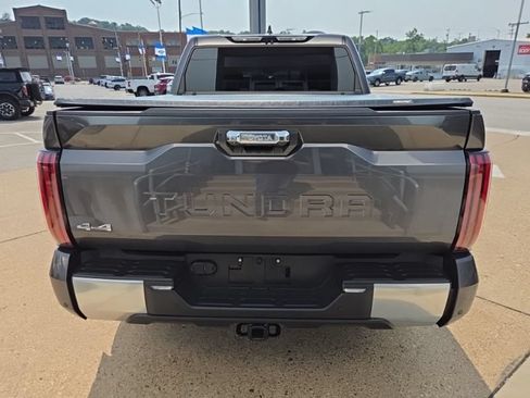 Used 2024 Toyota Tundra Limited AWD/4WD image 6